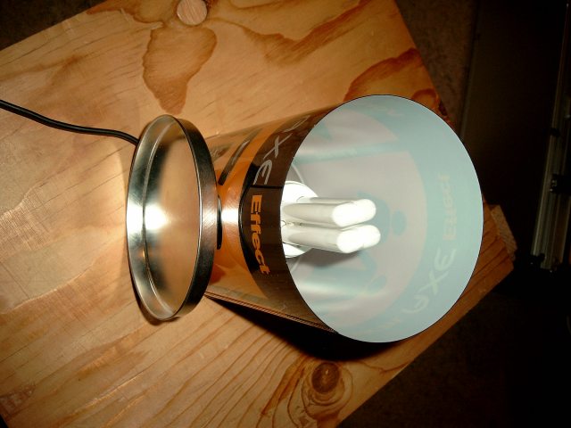 Axe lamp top down opened